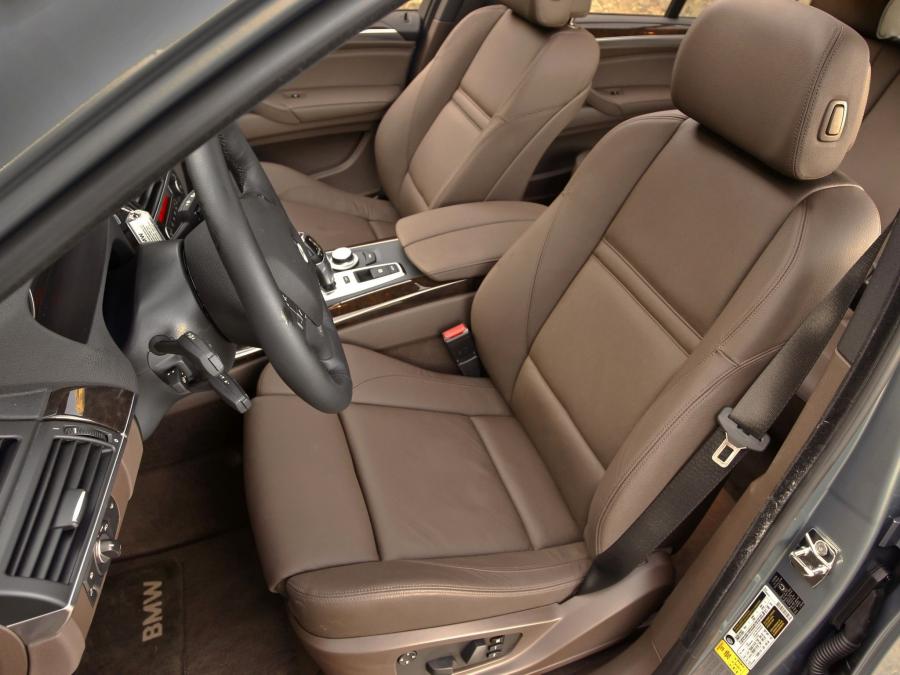  BMW X5 xDrive 3.5d BluePerformance 2009 года  (US) (фото 4 из 14)